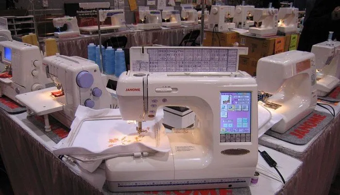 Top 5 Computerized Sewing and Embroidery Combination Machines